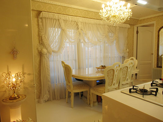 カーテンレールを隠すミニバランス