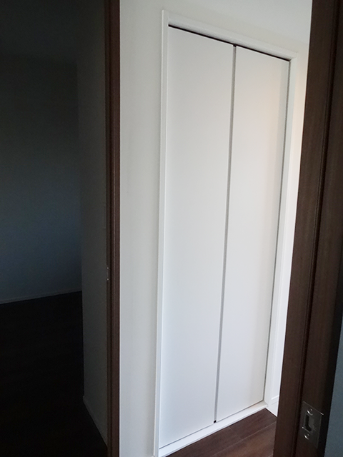 廊下の壁をとってクローゼット