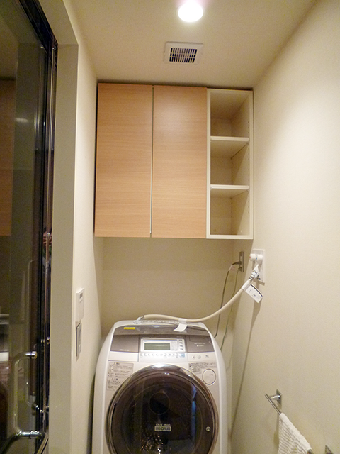 Panasonic 規格サイズW600 デッドスペースに棚造作